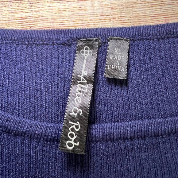 Allie & Rob Navy White Striped Sweater XL Ruffle Hem Long Sleeve Ribbed Knit Top - Picture 8 of 11